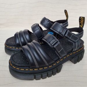NEW Dr Martens Sandals Black Ricki 3 Strap Nappa Lux Leather Lug Sole Shoes Sz10